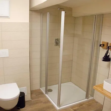 & Fairista 奎德林堡